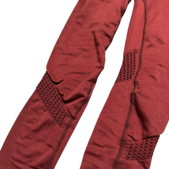 ALALA Berry Red Seamless Cutout Pull On Burgundy Workout Leggings Women's Small - Picture 6 of 6